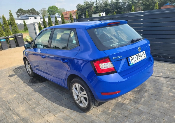 Skoda Fabia cena 39500 przebieg: 144000, rok produkcji 2019 z Łomża małe 67
